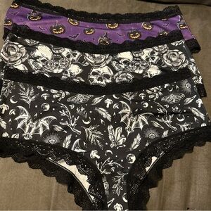 Morvia 3pk lace trim Skater goth Emo panties L skulls Bats & Jack-o-lantern New